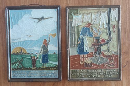 2 Cloisonné tegels (gelijmd) van de Porceleyne fles voor een prikkie