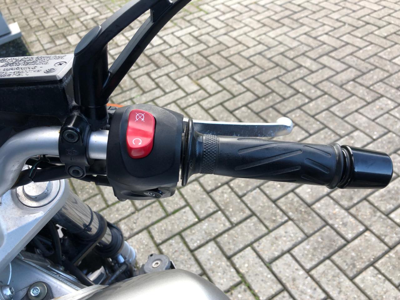 Inruilkoopje: Yamaha FZ6 N uit 2004, met 68dkm, nieuwe achterband €1995,-