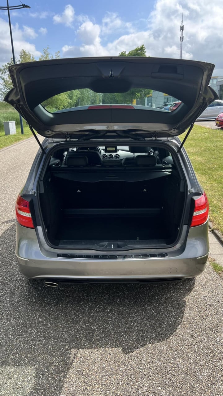Mercedes-Benz B-Klasse 180 ambition