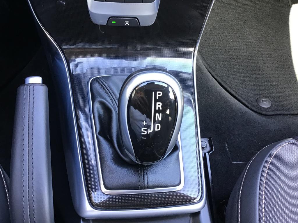 Volvo V40 cross country 1.5 t3 nordic+ nieuwstaat 1e eigenaar navi voc