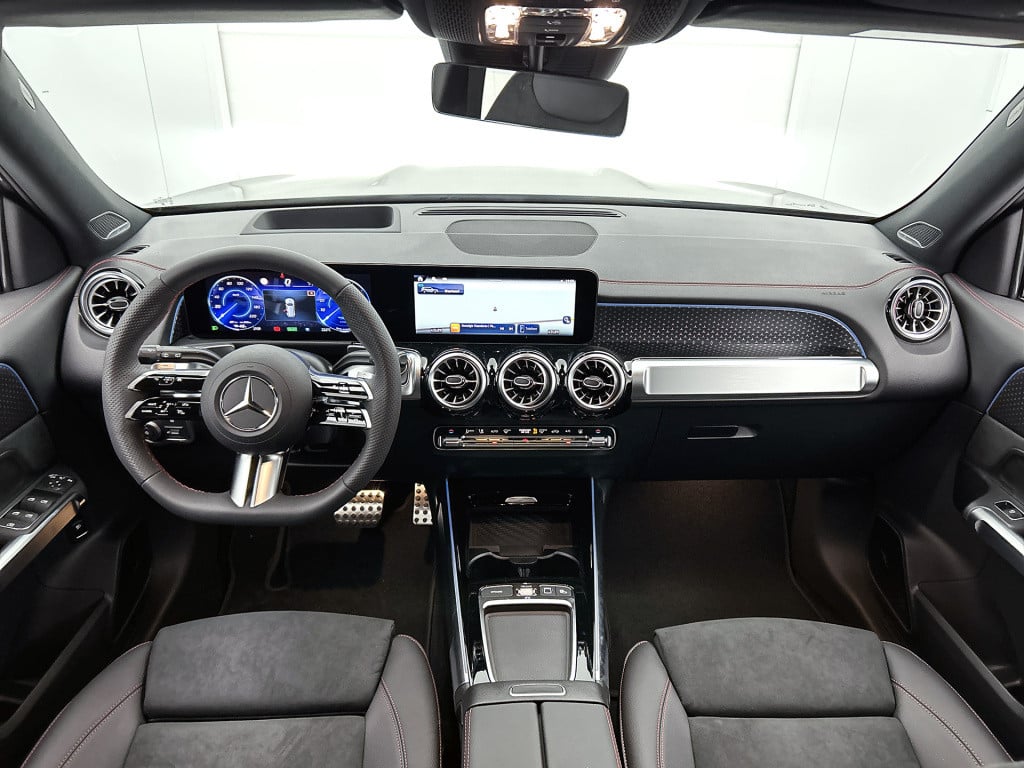 Mercedes-Benz Eqb 250+ business solution amg 71 kwh | premium pakket | park