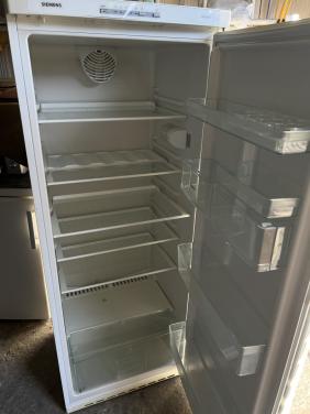 Siemens Electronic Koelkast 155x60 cm. 289 liter