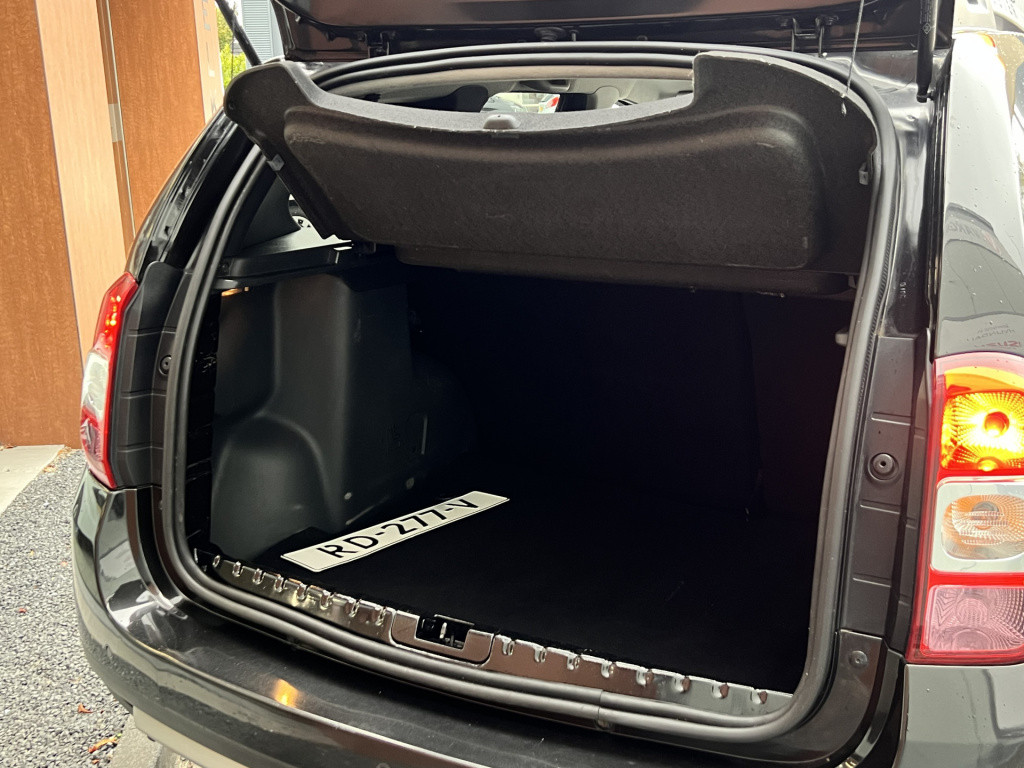 Dacia Duster 1.2 tce 4x2 lauréate | airco | cruise control | trekhaak