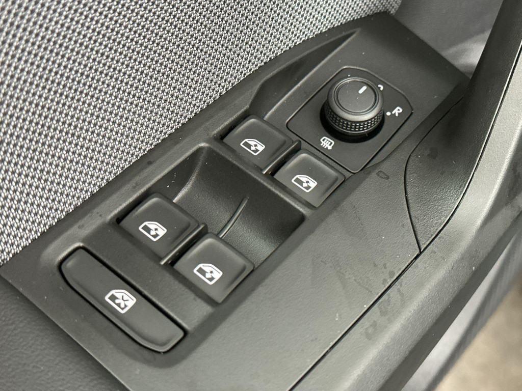 Seat Leon style 1.5 tsi 85kw / 115pk hatchback 5 deurs 6 ver