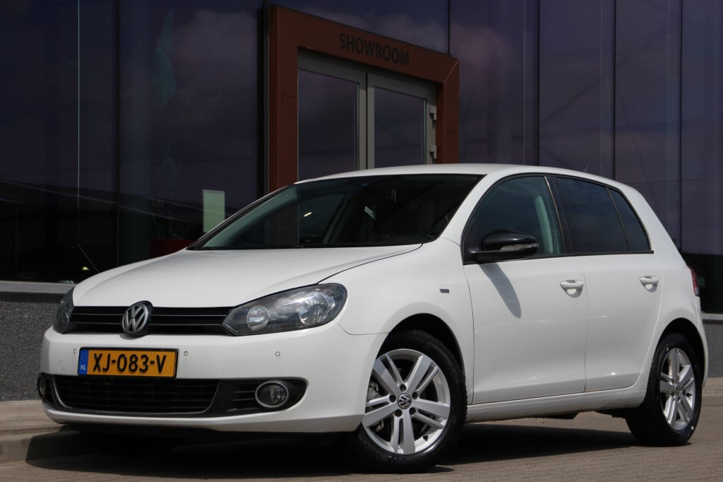 Volkswagen Golf 1.4 tsi highline | navi | cruise | pdc |