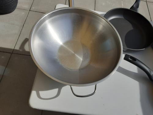 Hele grote wokpan