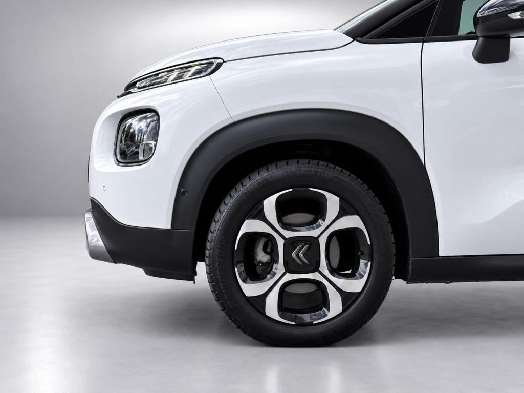 Citroen C3 Aircross 1.2 puretech s&s shine afneembare trekhaak! nieuwe dist