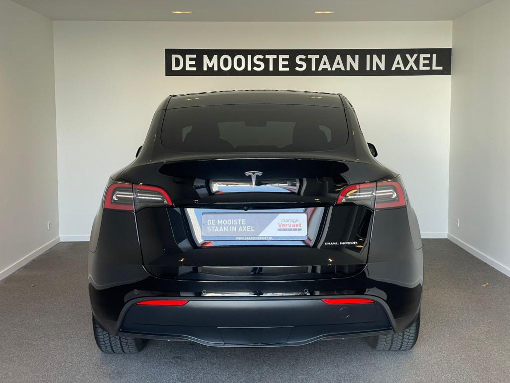 Tesla Model Y long range awd 75 kwh
