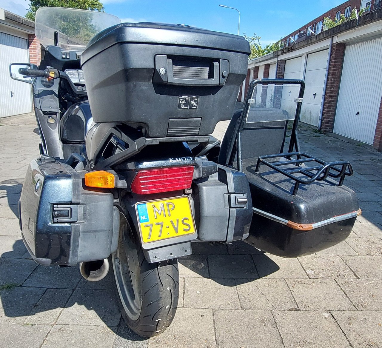 BMW K1100LT zijspan   1993 -  nieuwe banden – project!