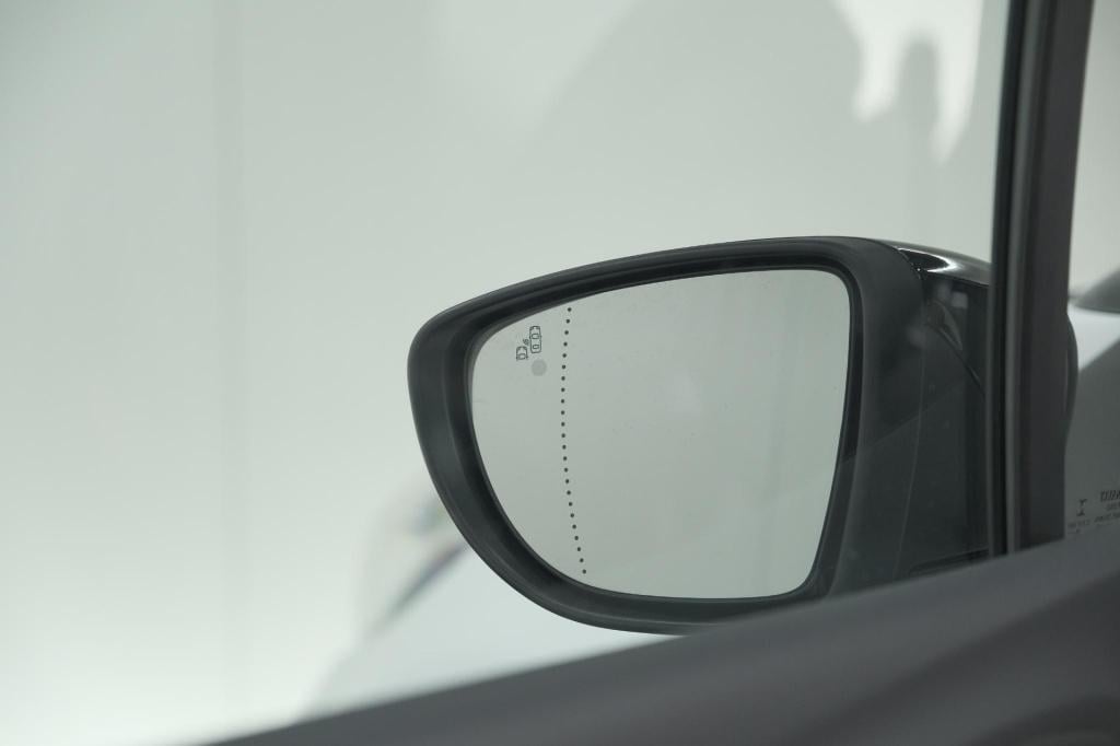 Renault Captur tce 150 edc intens | trekhaak | camera | dodehoekdetectie | 