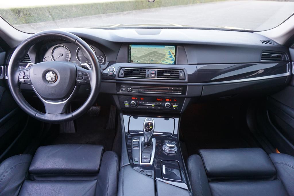BMW 5 Serie touring 520i high executive automaat - climate / navi / cruise 