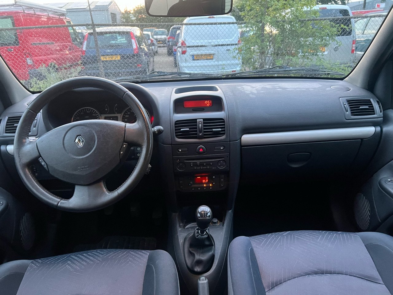 Renault Clio 1.6-16V Dynamique Jaar Apk