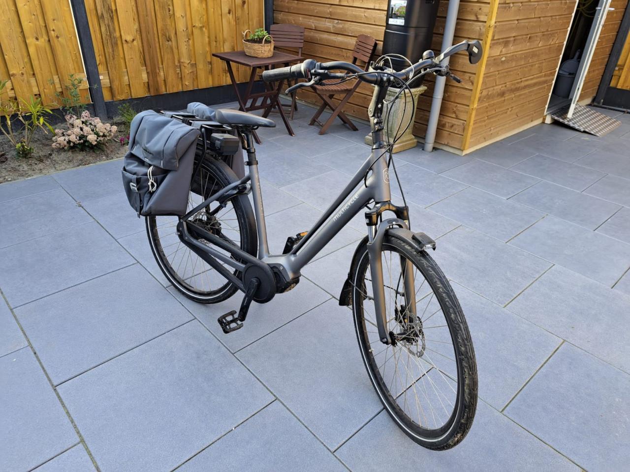 Multicycle SOLO EMI E-bike