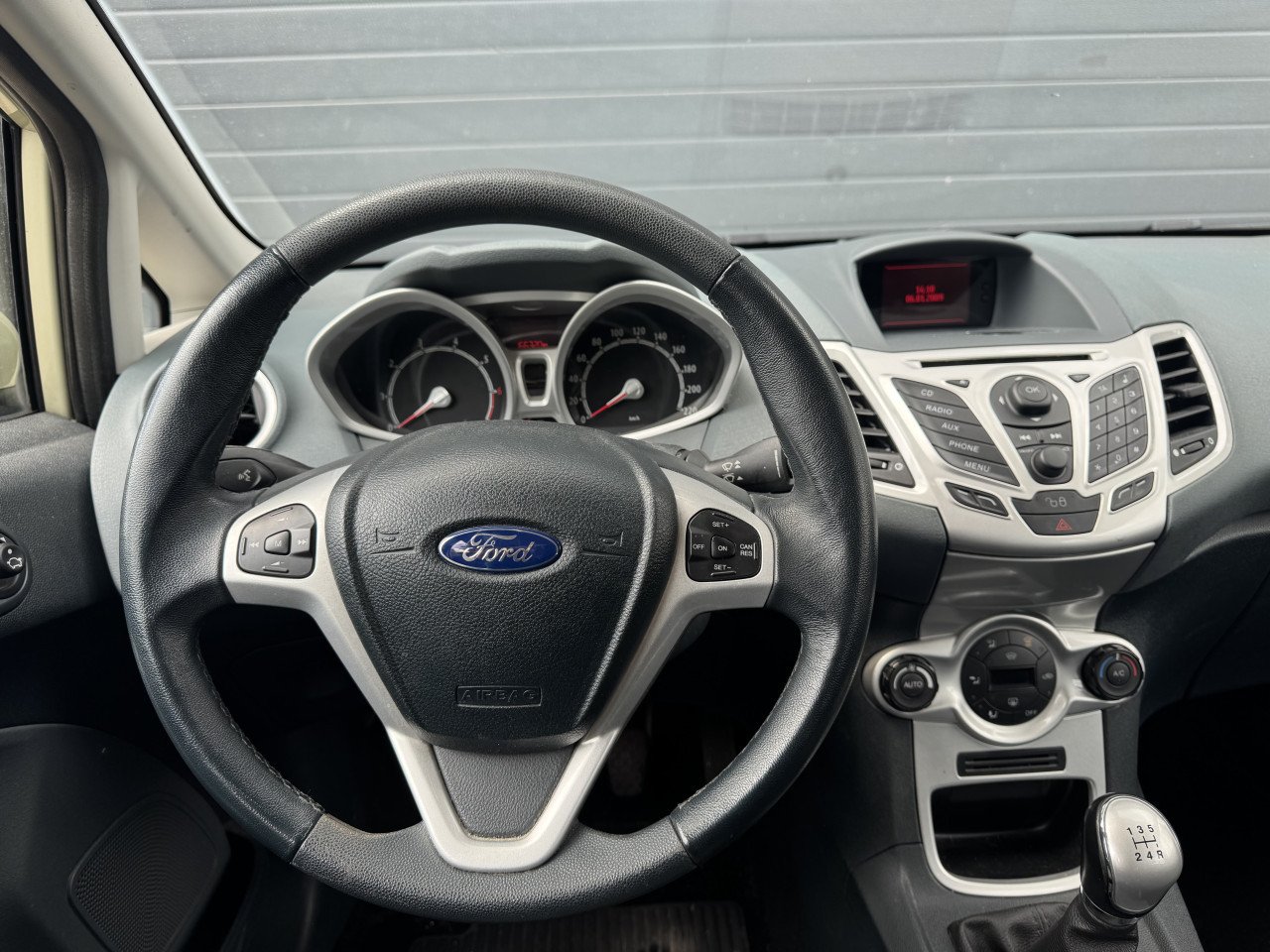 Ford Fiesta 1.25 44KW Titanium 5DRS 2009 Wit Airco Apk Nap