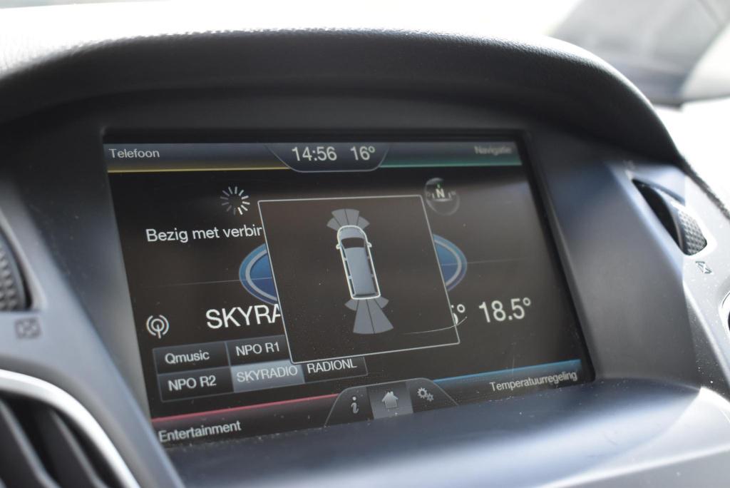 Ford Focus wagon 1.0 titanium edition | wegklapbare trekhaak | climate cont