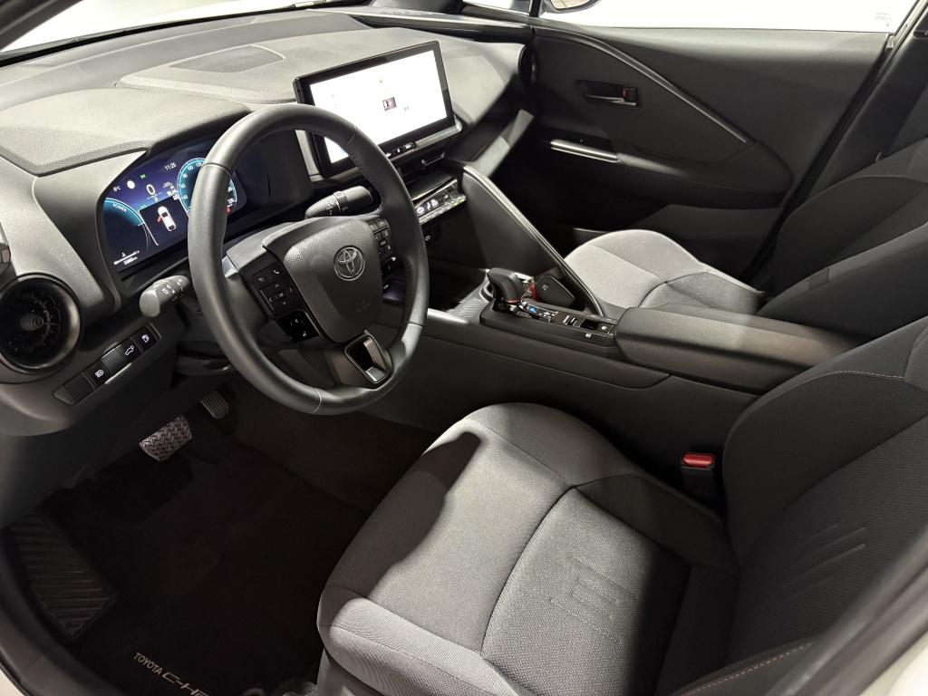 Toyota C-hr 1.8 hybr 140 first edition| 360camera| adap.cruise| elek.klep