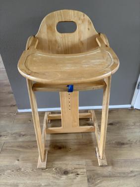 Kinderstoel hout