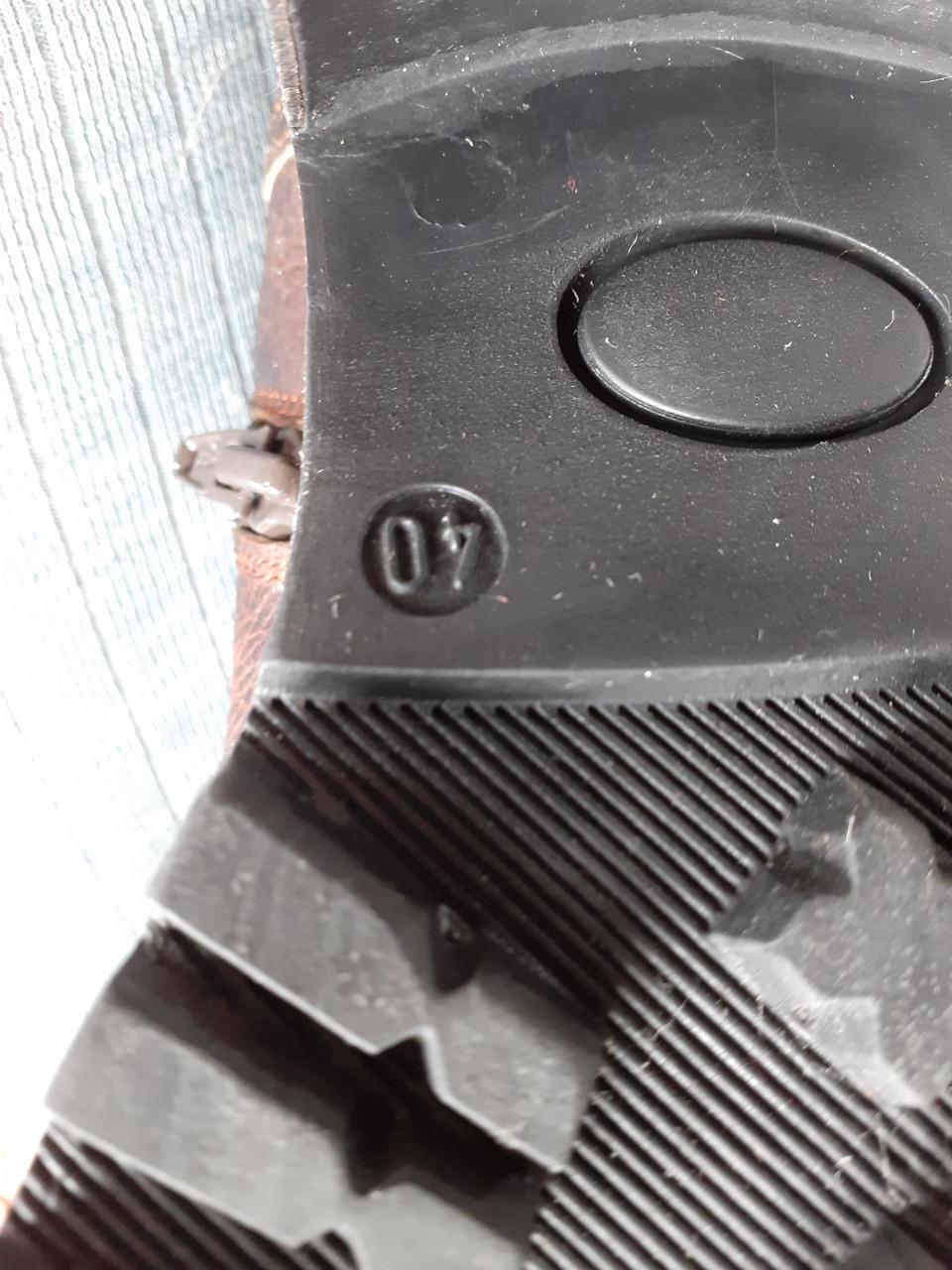 Gloednieuwe Hush Puppie schoenen  mt 40, helft vd nieuwprijs