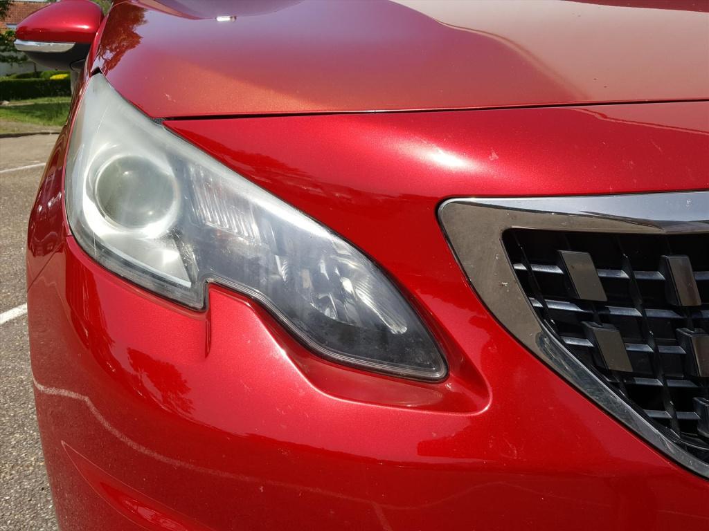 Peugeot 2008 blue lion 1.2 puretech-110pk navigatie | cruise control | airc