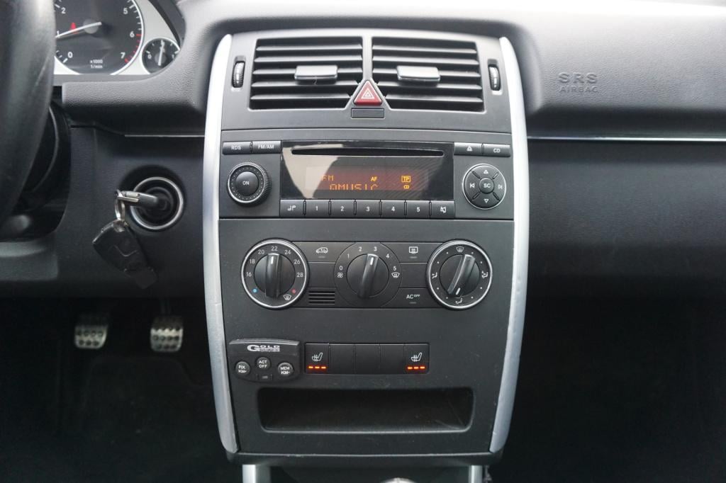 Mercedes-Benz B-Klasse 200 airco / elektr. ramen / pano / parkeersens. / lm