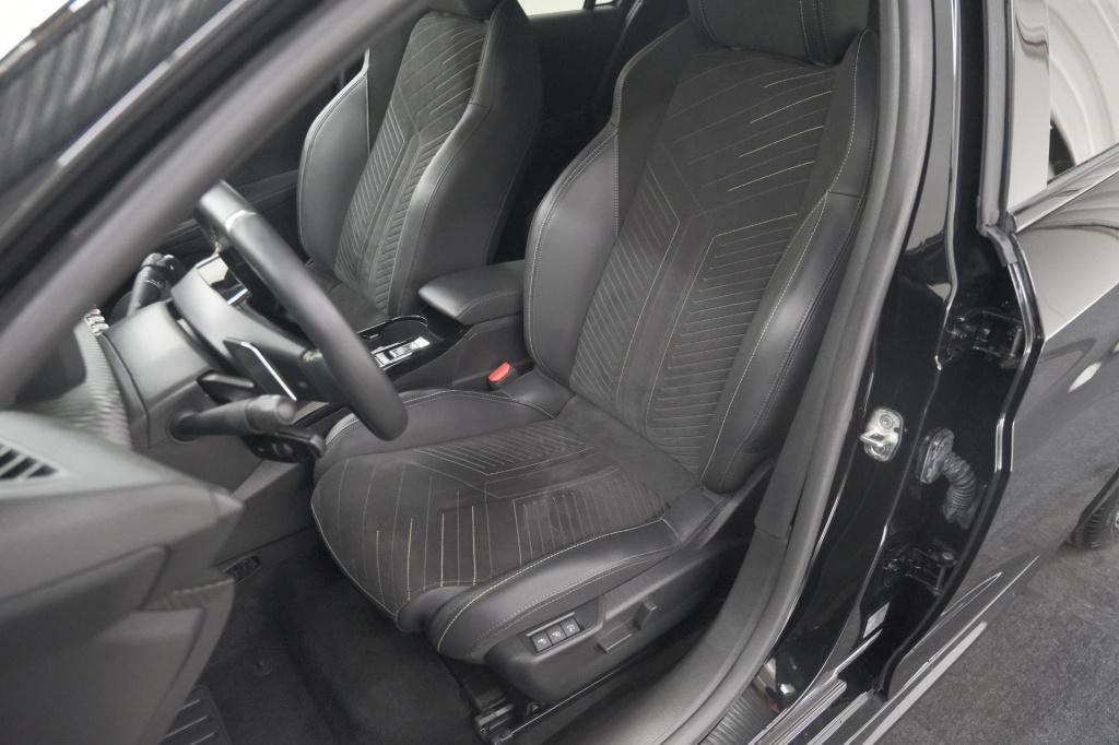 Peugeot 208 1.2 hybrid 145 e-dcs6 gt | alcantara pakket | camera | apple ca