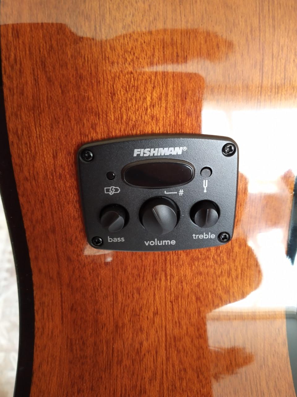 Fender CB-60SCE semi-acoustische basgitaar z.g.a.n. 175 euro!