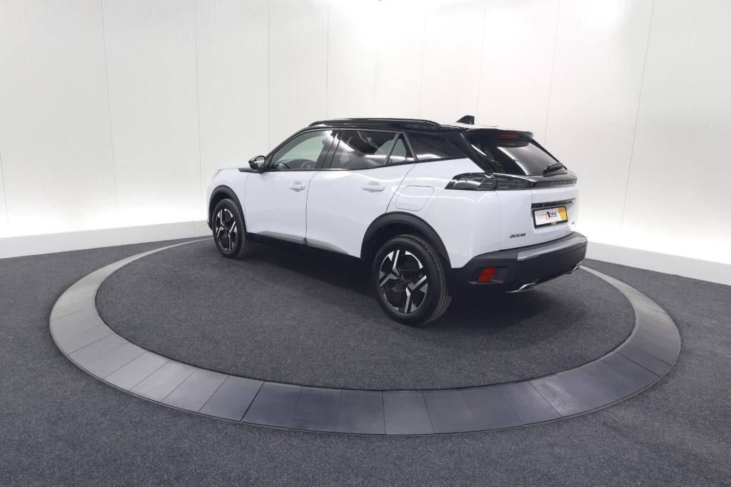 Peugeot 2008 puretech 130 eat8 gt | camera | apple carplay | parkeersensore