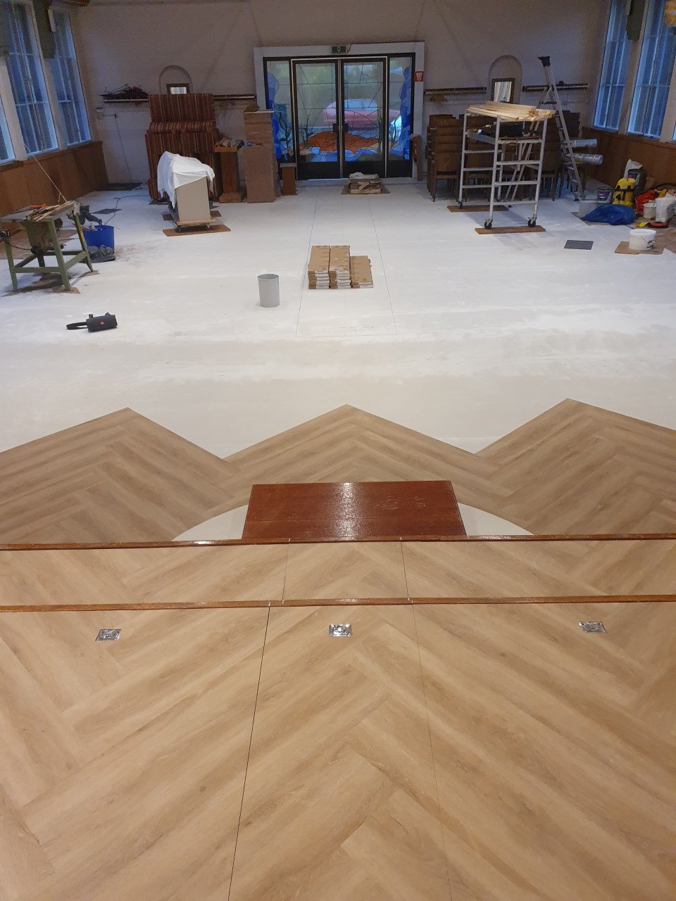 Laminaat of pvc laten leggen? (ook andere klussen)