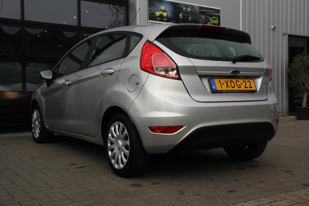 Ford Fiesta 1.0 trend - airco - elek.ramen - elek spiegels - isofix - aux/u