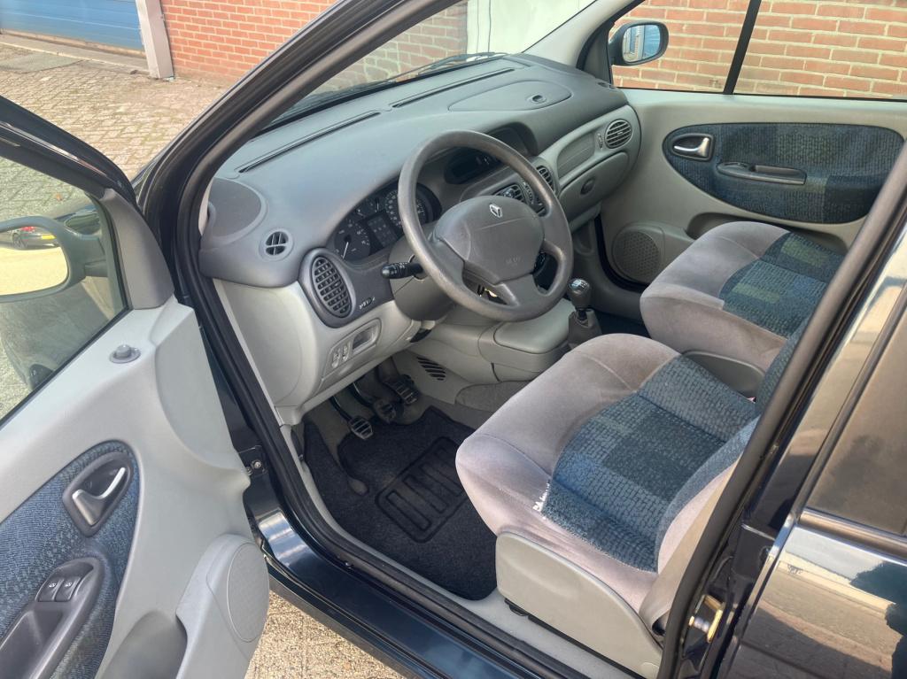 Renault Scenic 1.6-16v authentique airco