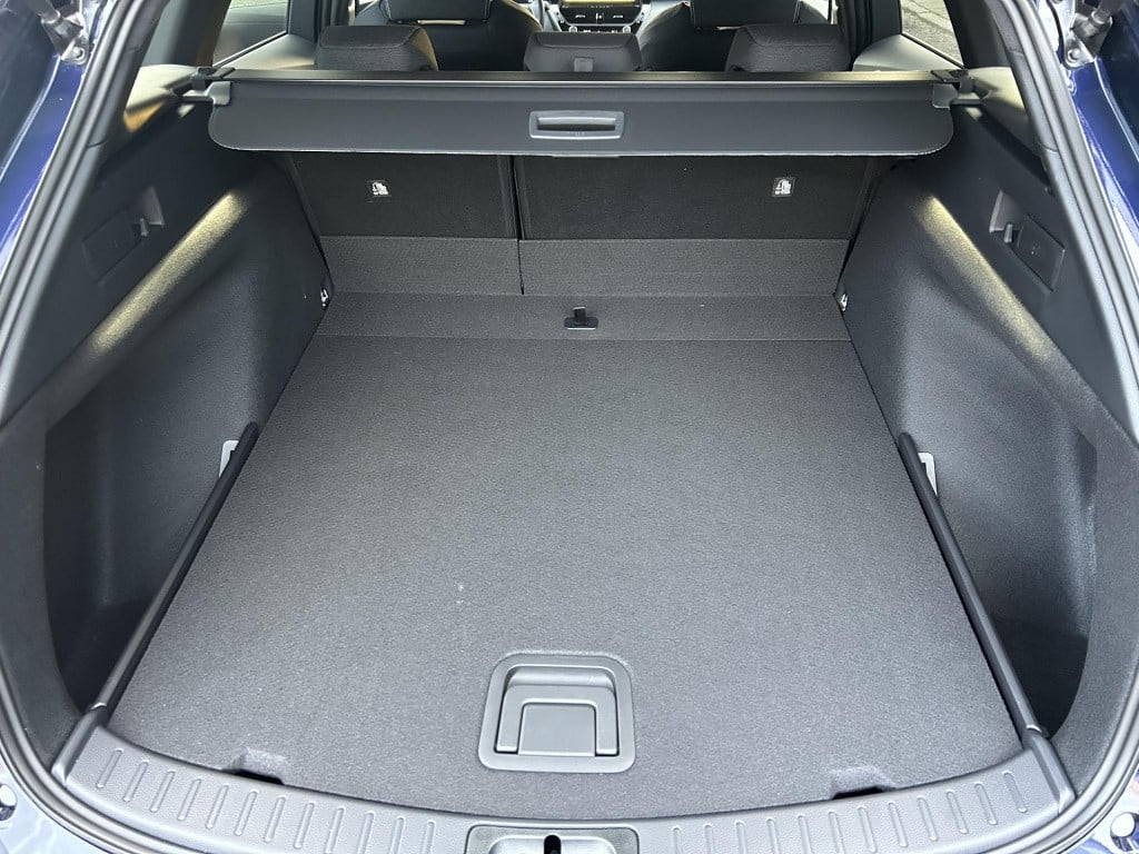 Suzuki Swace 1.8 hybrid style automaat nu met 3000,- korting!