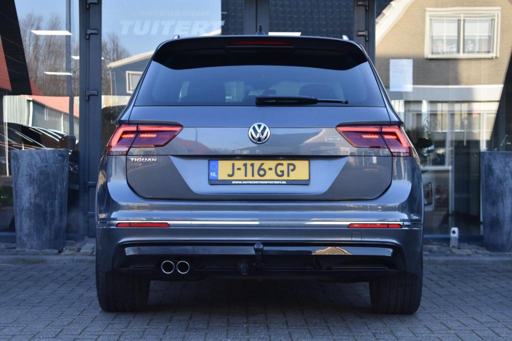 Volkswagen Tiguan 1.5 tsi act r-line | trekhaak | nap | apple carplay | and