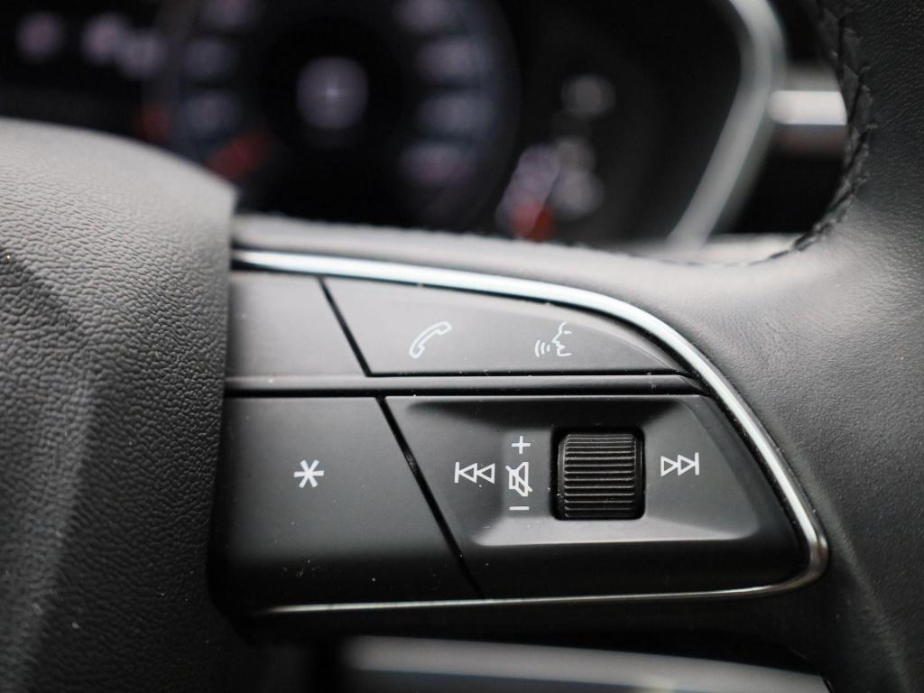 Audi Q3 35 tfsi pro line | automaat | leder | apple carplay / android auto 