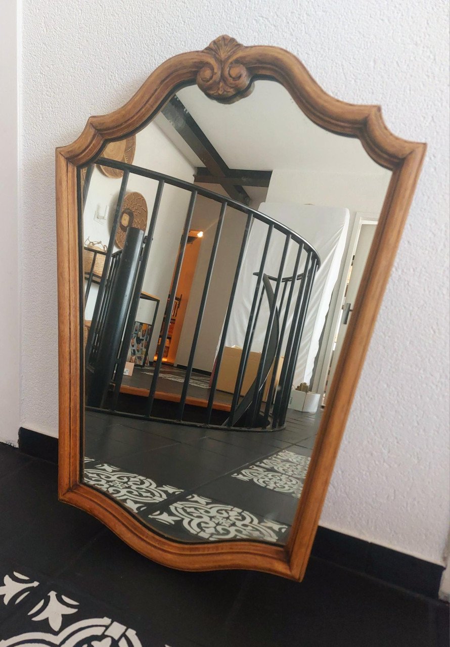 Spiegels in houten frame