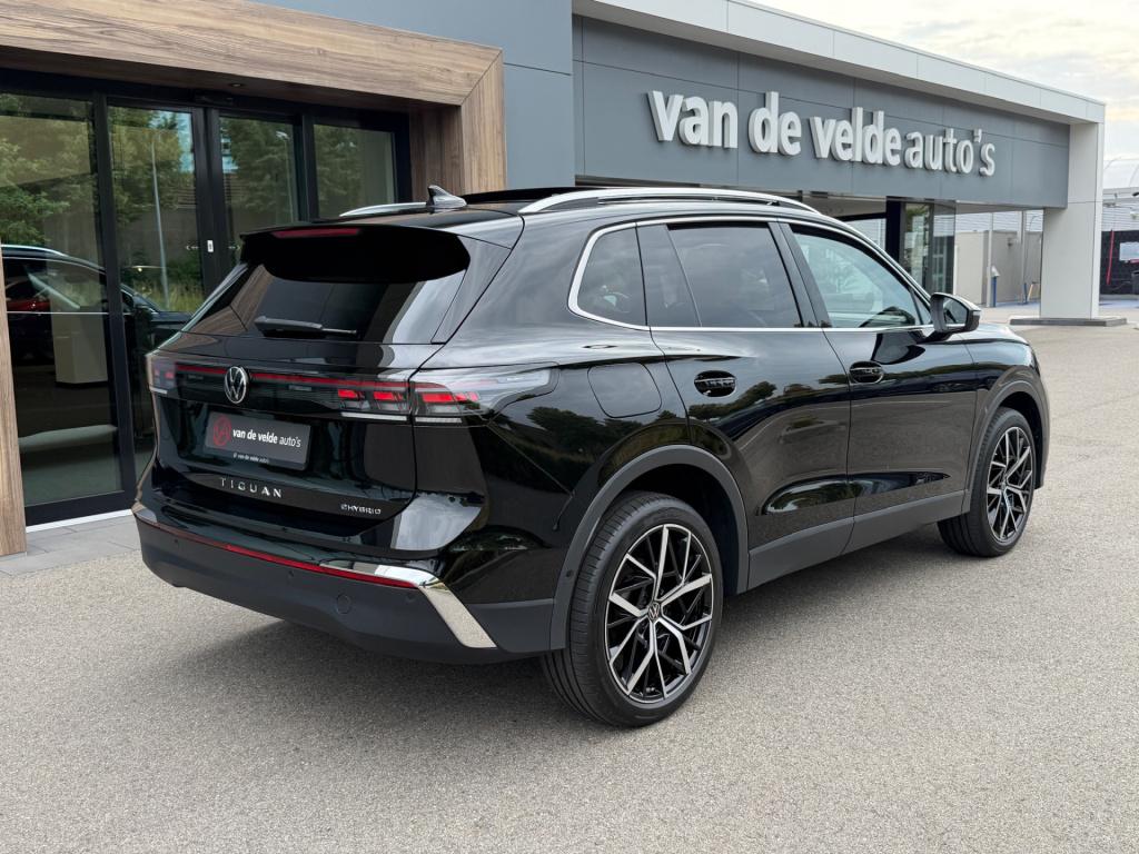 Volkswagen Tiguan 1.5 ehybrid elegance 204pk | trekhaak | 20 inch | 360 cam