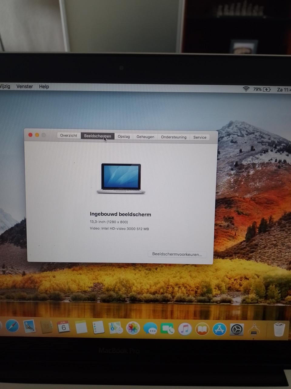 Macbook Pro-i7-SSD- met lader