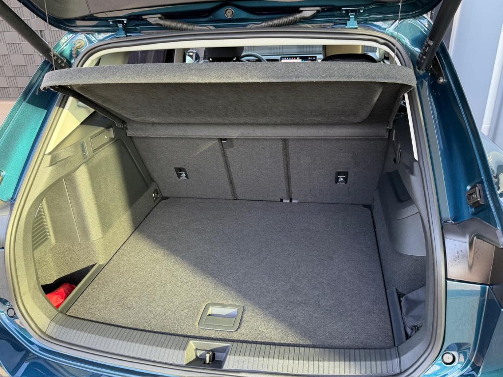 Volkswagen Tiguan 1.5 204pk ehybrid elegance | trekhaak | 360 camera | dode