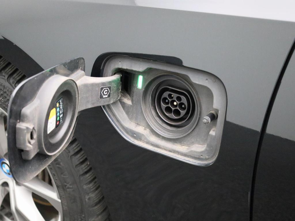 BMW 3-serie touring 320e business edition plus | automaat | lmv | navigatie