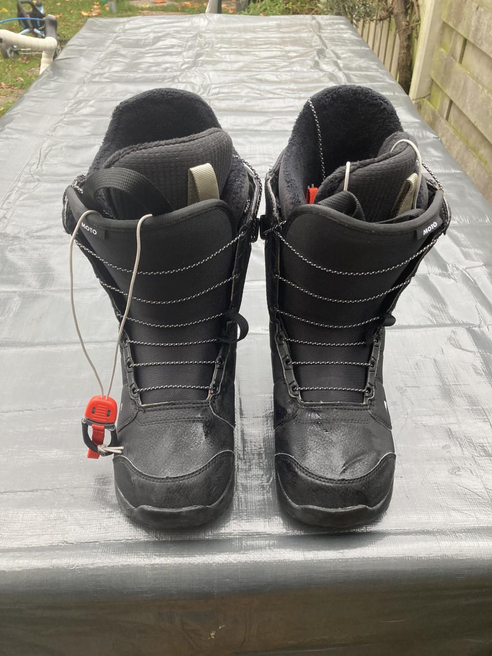 Snowboardschoenen Burton Moto maat 40,5
