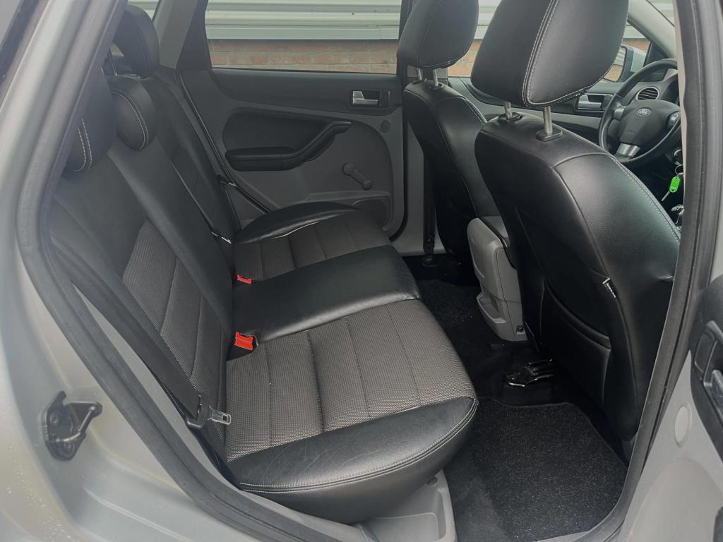 Ford Focus wagon 1.8 limited flexi fuel