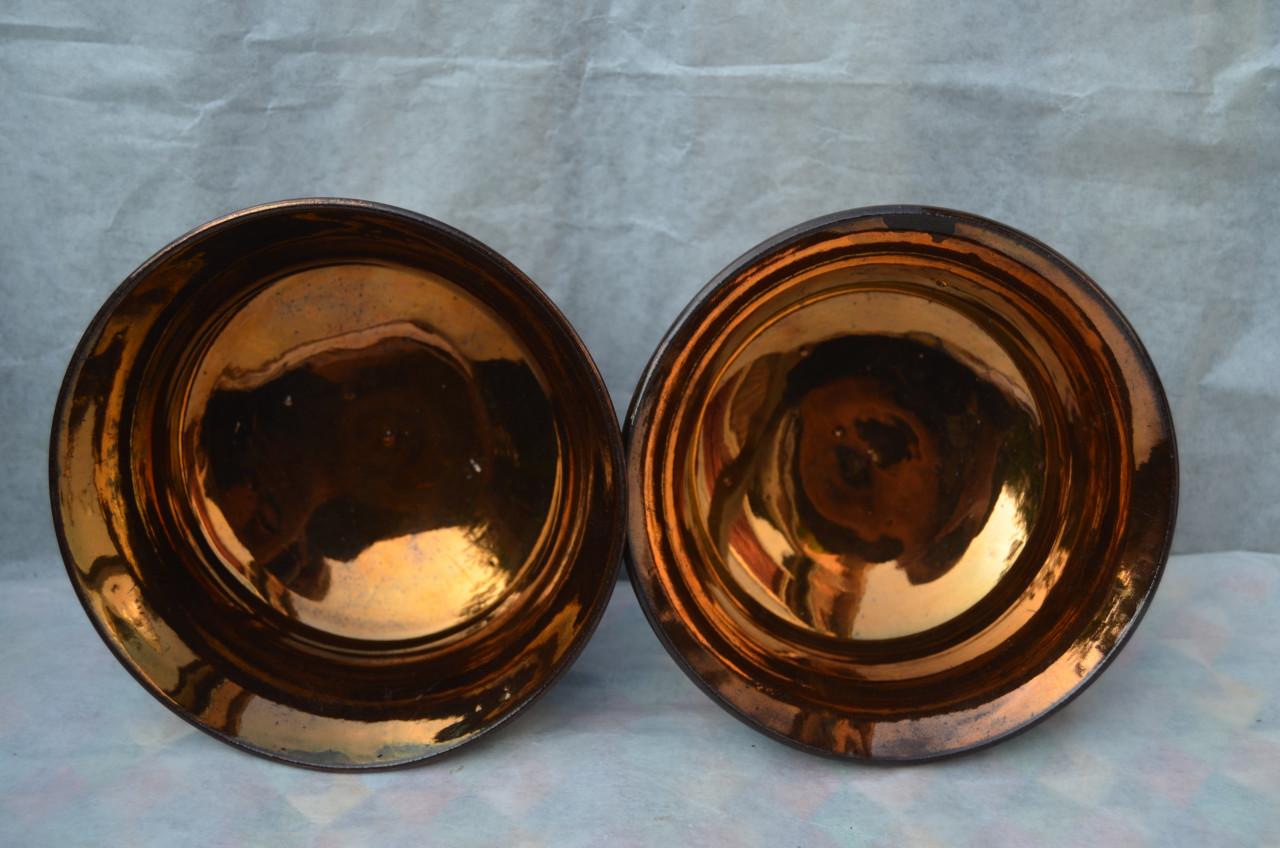 2 Goudsteen kommen Staffordshire ong. 1850 + theepot