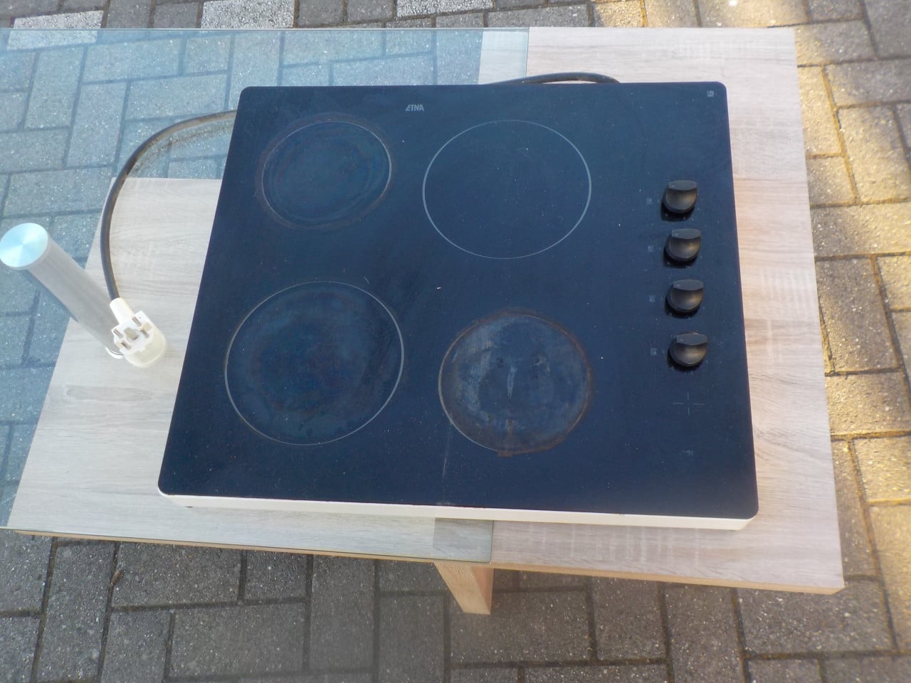 In zeer goede staat kooktoestel ETNA op krachtstroom