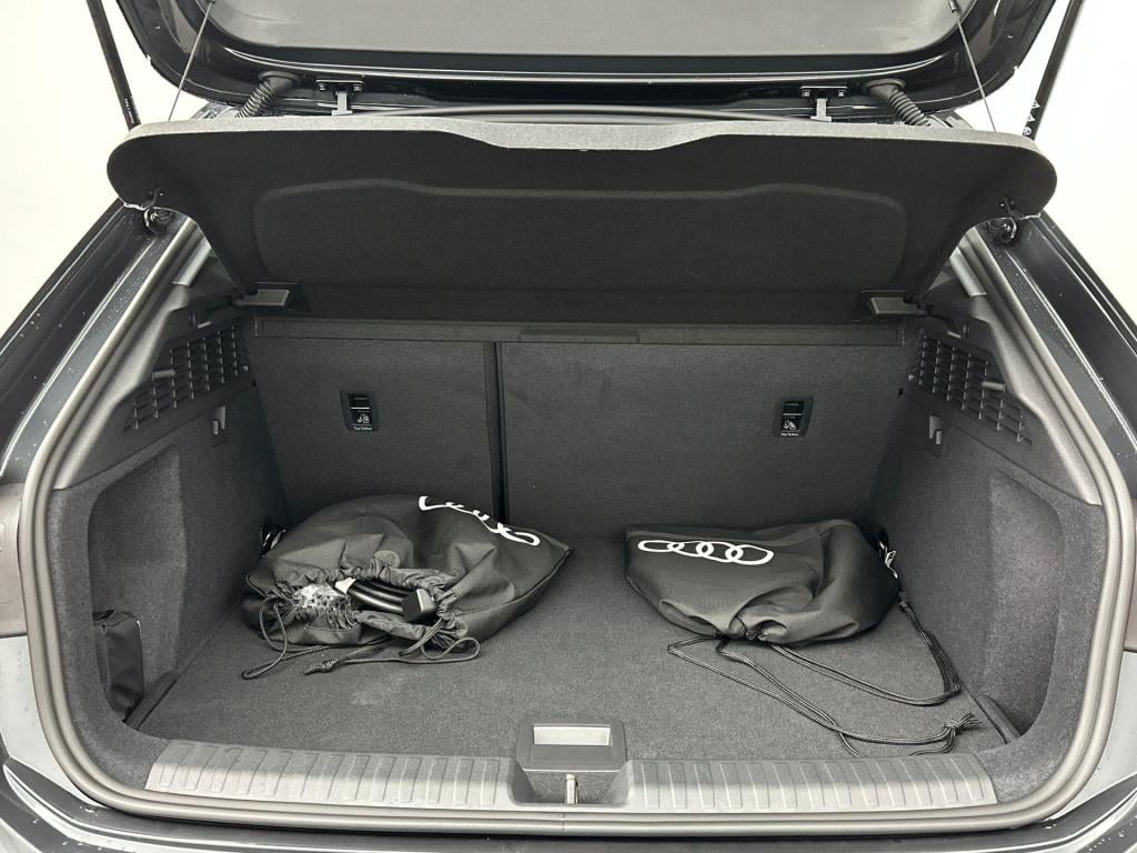 Audi A3 sportback advanced edition 40 tfsi e 150 kw / 204 pk sportba