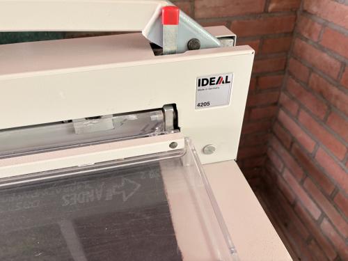 Rilmachine Crease Matic 150, Papiersnijder IDEAL 4205