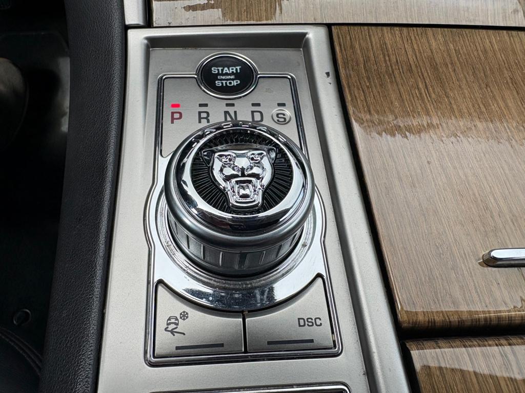 Jaguar XF 3.0 v6 luxury