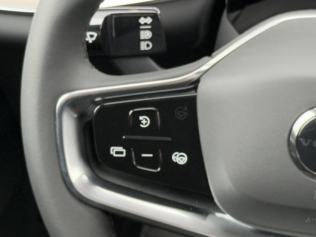 Volvo Ex90 twin performance ultra demo | nieuwprijs € 111.804,= | luchtveri