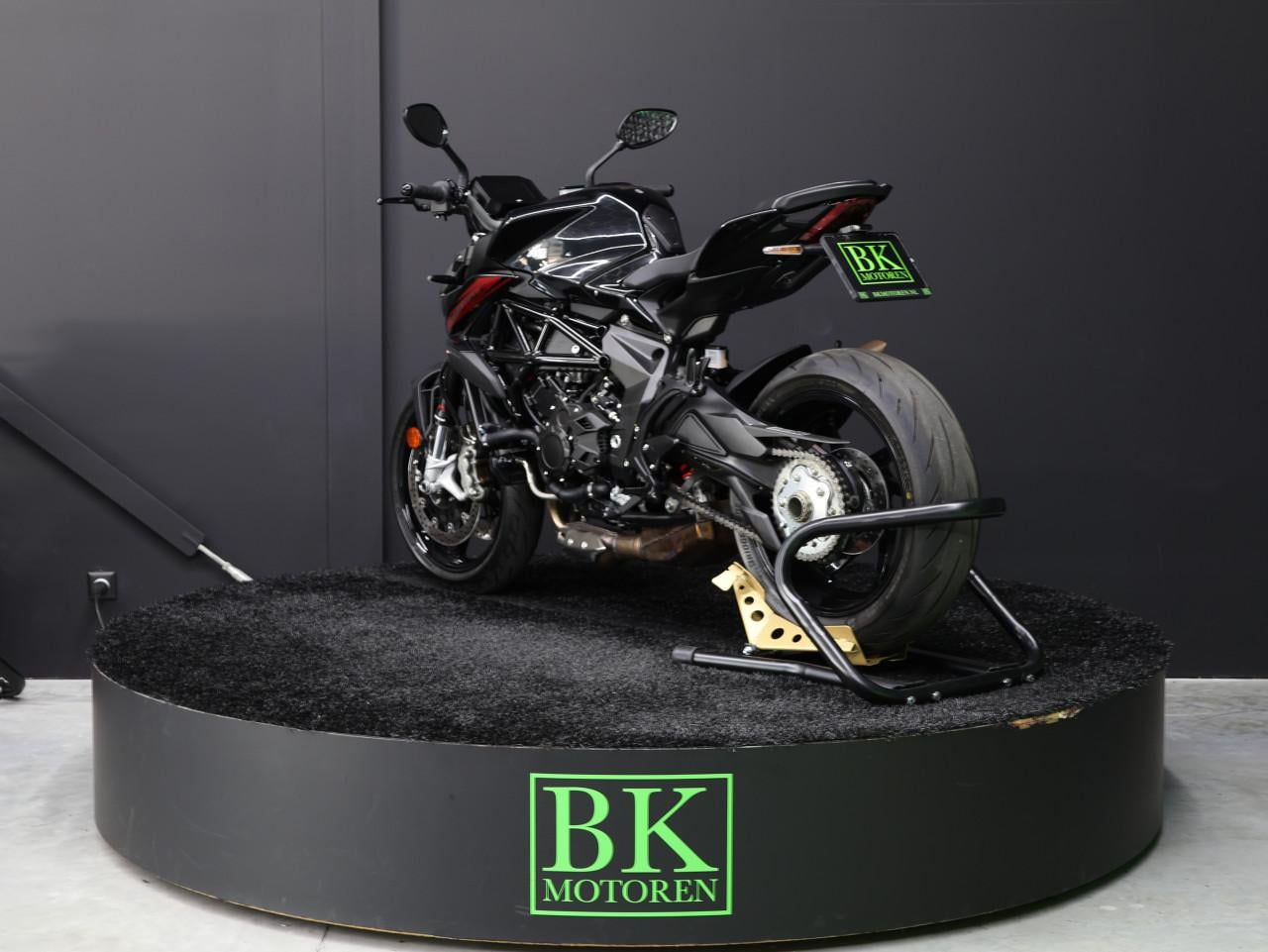 BRUTALE 800 R | BTW Motor