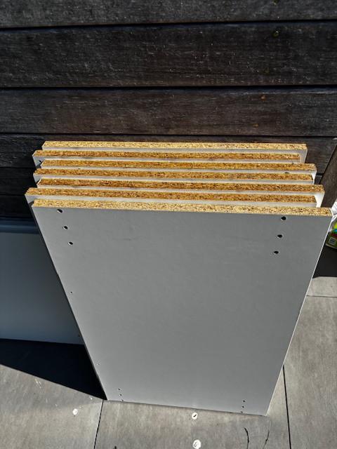 Partij  wit gelamineerde legplanken voor keukenkast