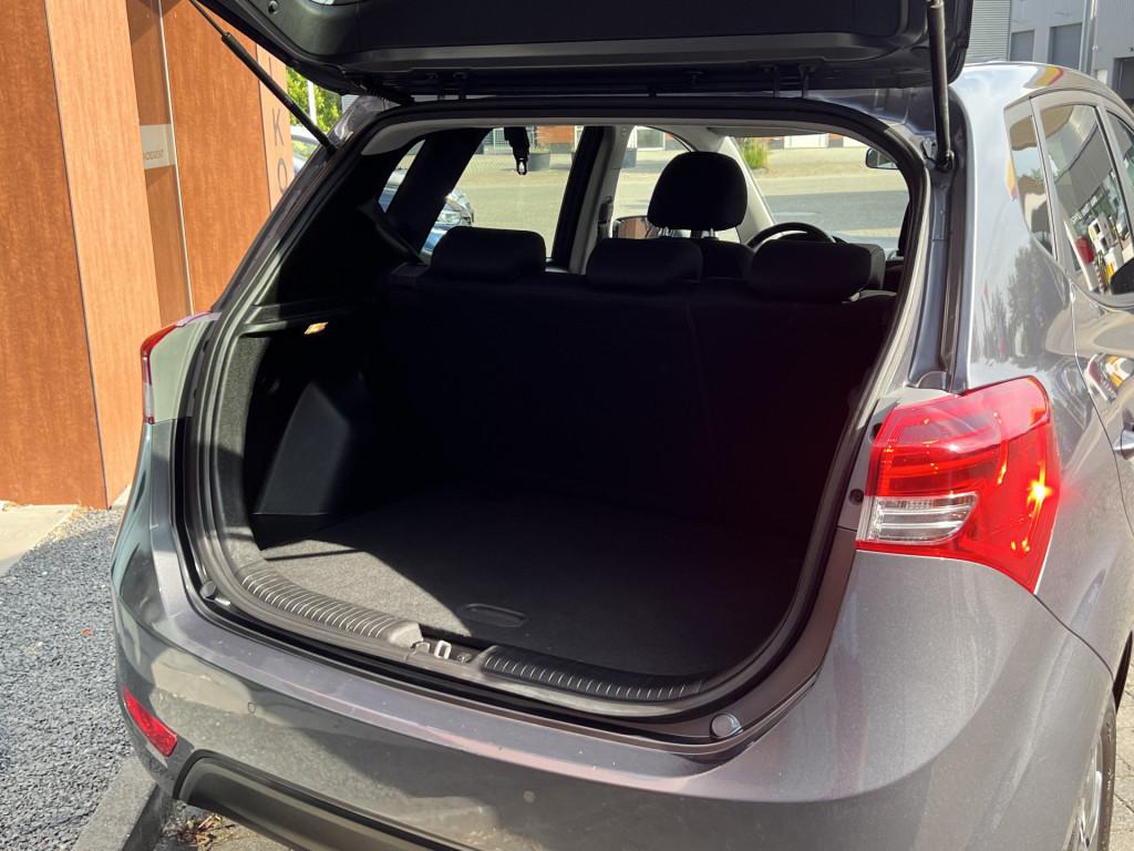 Hyundai Ix20 1.6i go! | stoel/ stuur verwarming | automaat