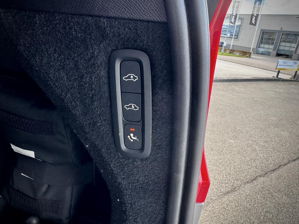 Volvo XC90 2.0 t8 recharge awd ultra dark 22" leder luchtvering massage